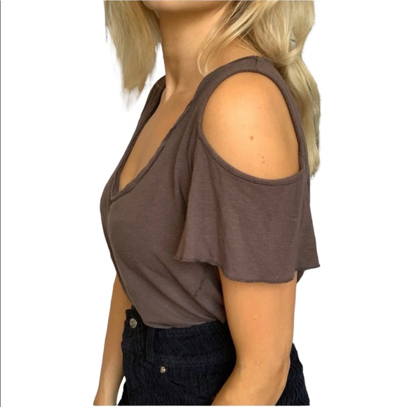 Urban Outfitters Shoulder Top - Picture 2 of 4